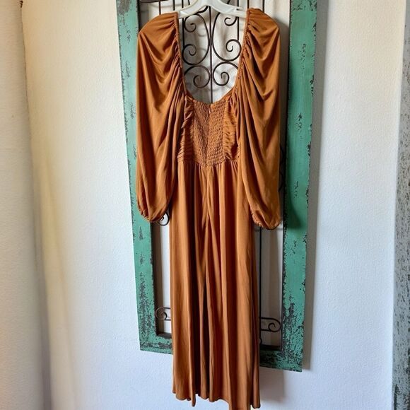 The Westside Vivian Size small. Gorgeous flowing with rouching side pock… - Picture 9 of 11